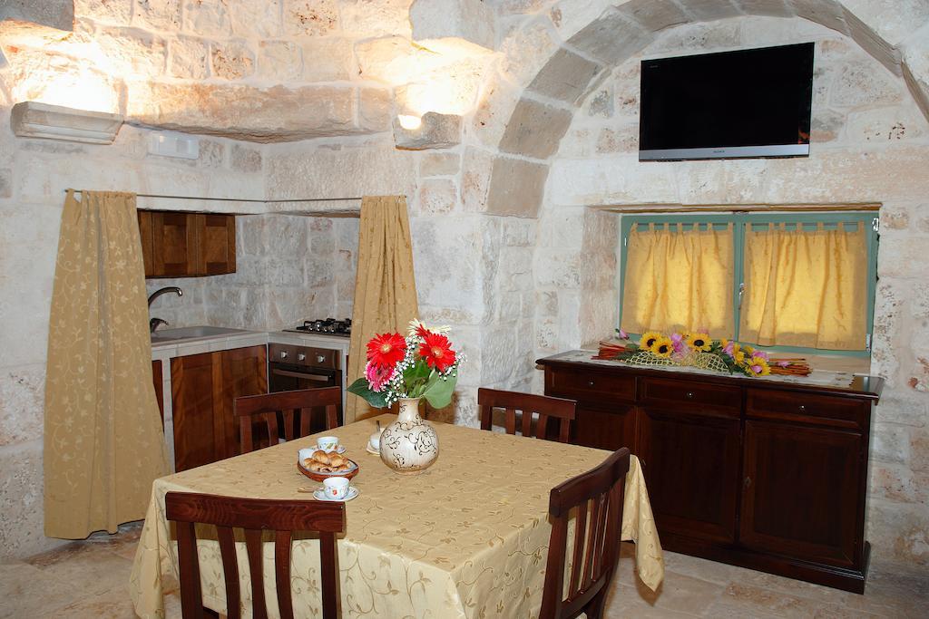 Trulli Boccadoro Hotel Ostuni Værelse billede